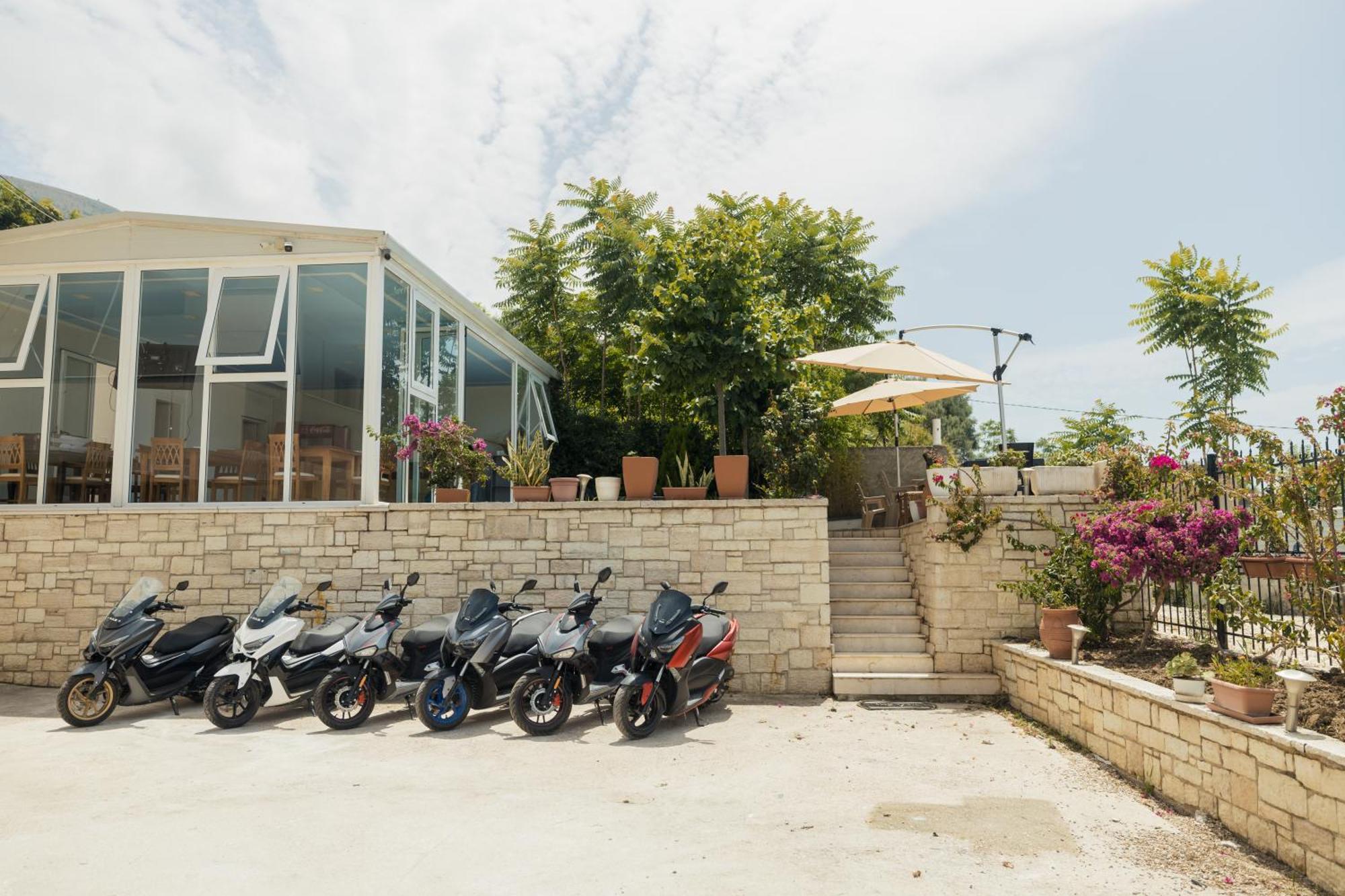 Voyage Villa Vlorë Екстериор снимка
