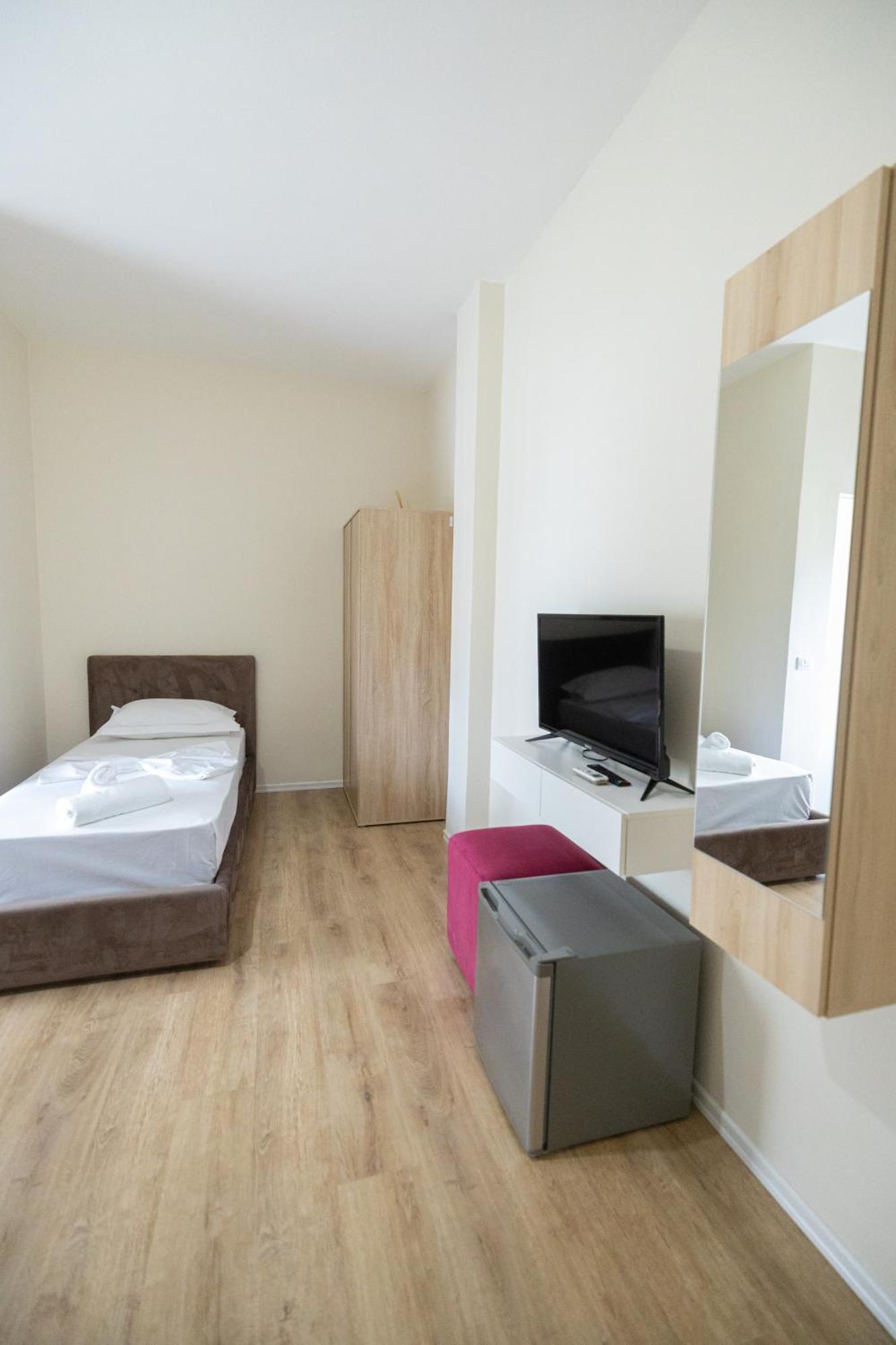 Voyage Villa Vlorë Екстериор снимка