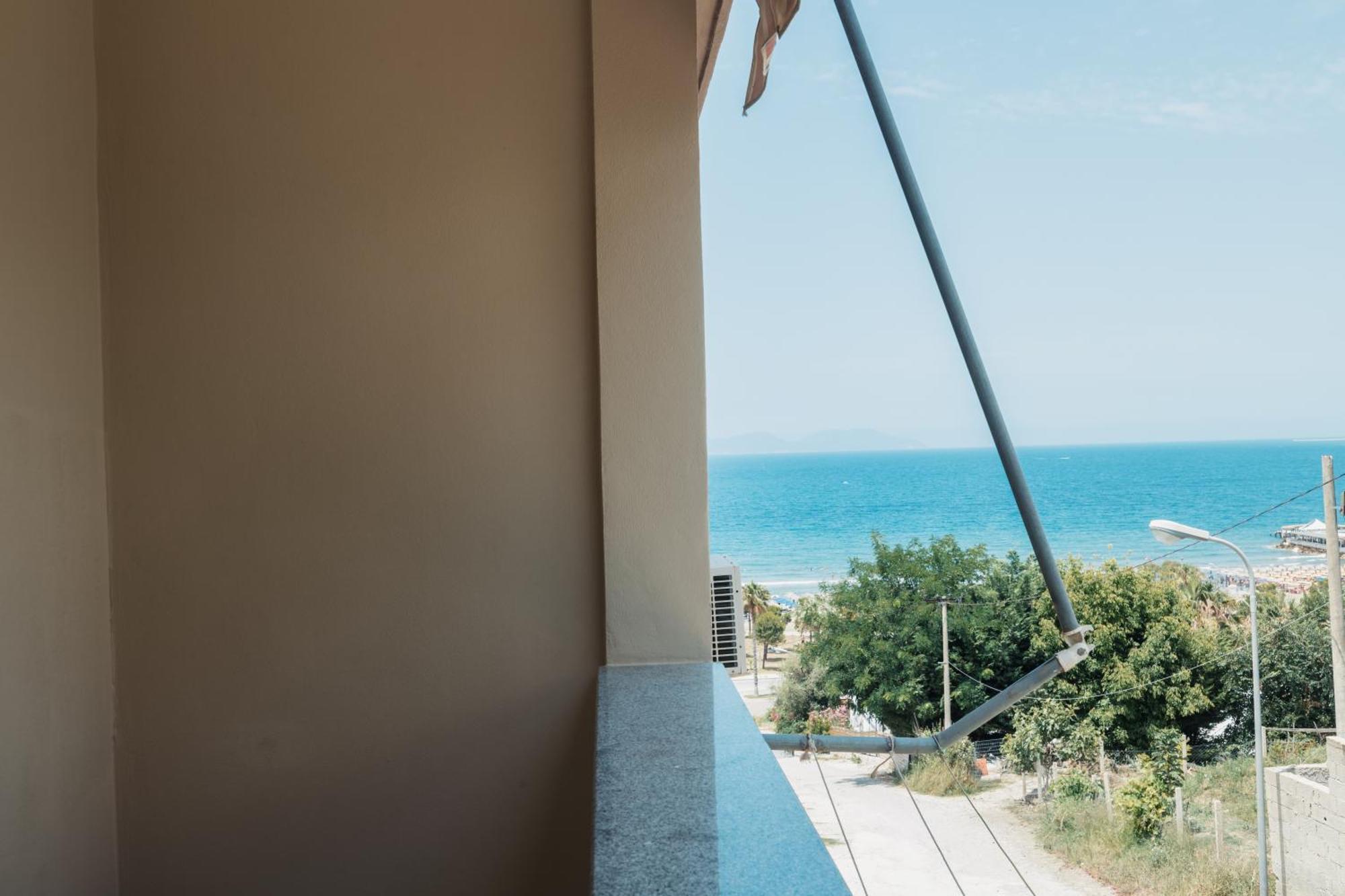 Voyage Villa Vlorë Екстериор снимка