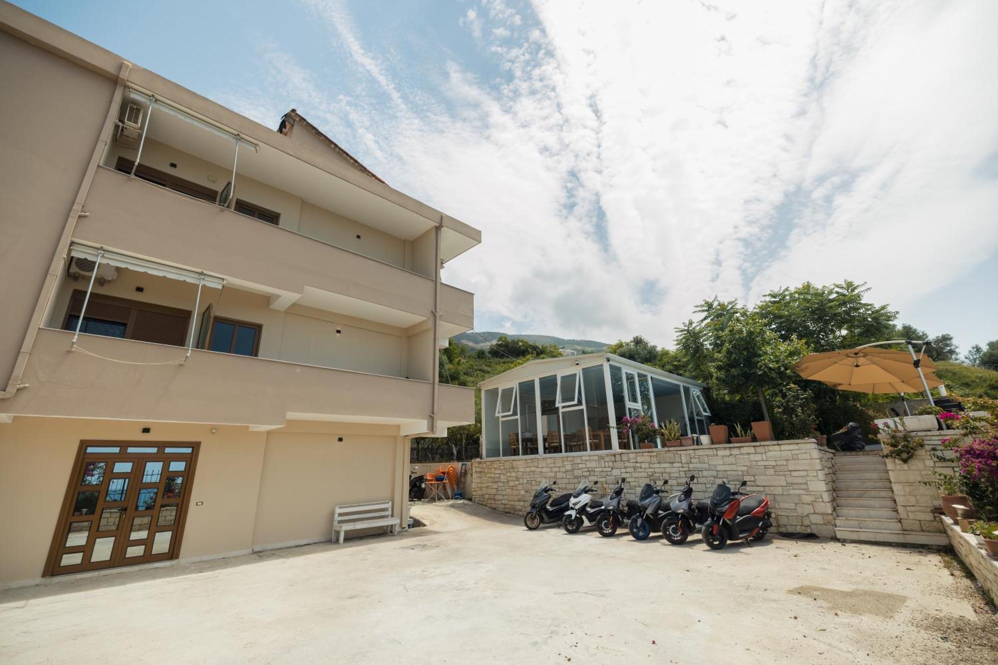 Voyage Villa Vlorë Екстериор снимка