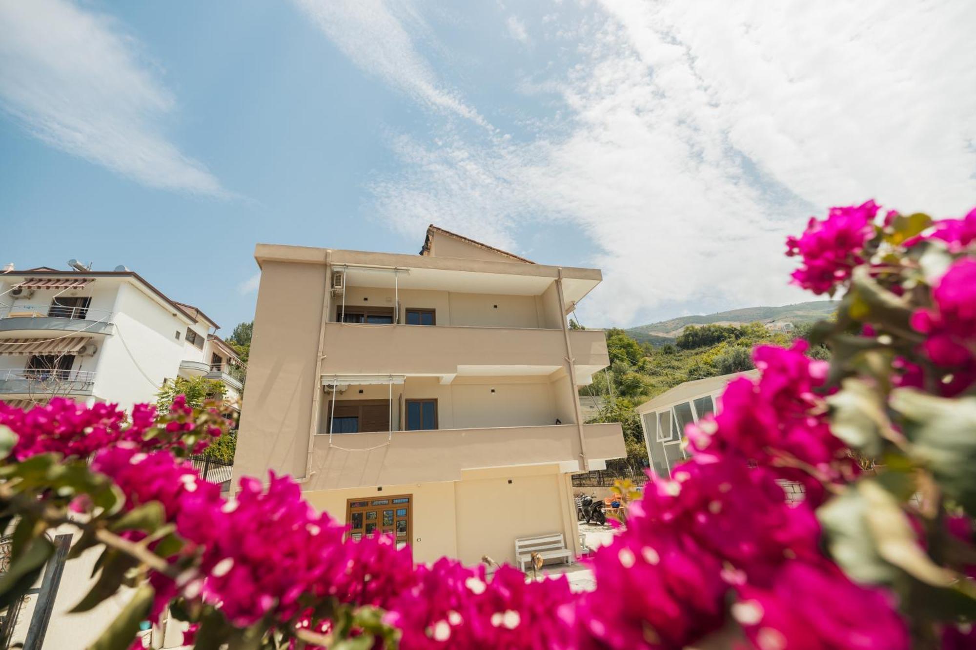 Voyage Villa Vlorë Екстериор снимка